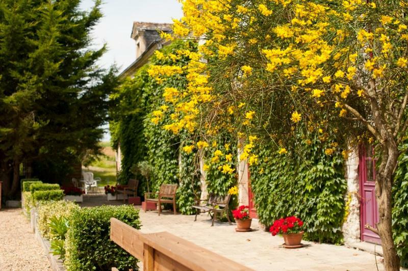Bed and Breakfast Moulin De Gaubourg Saint-Melaine-sur-Aubance Екстер'єр фото